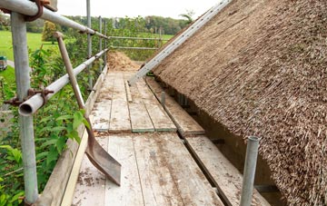 advantages of Henllys Vale thatch roofing